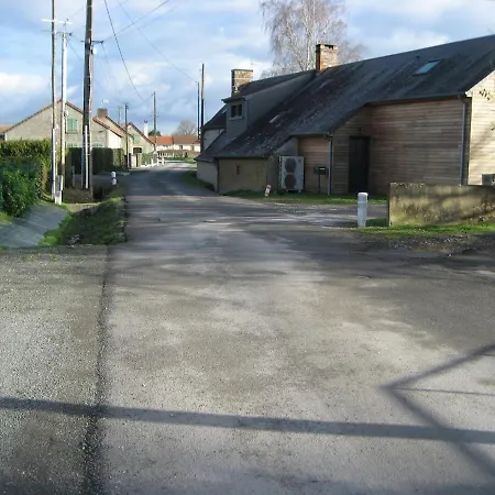 L'eden De La Guyonniere 2 *